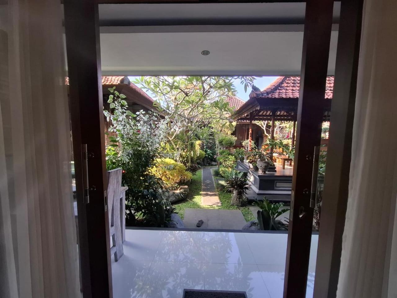 Nang Ade House Hotel Ubud Eksteriør billede