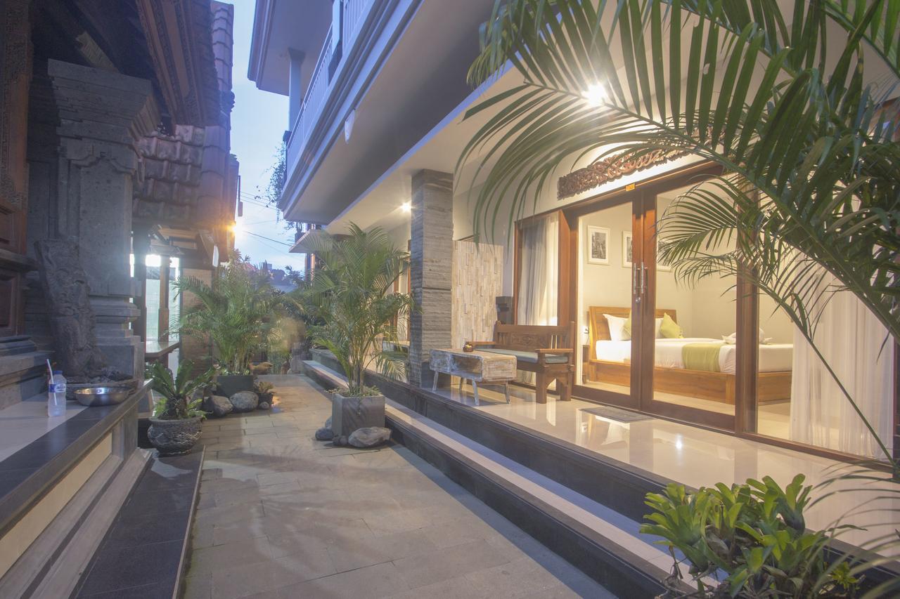 Nang Ade House Hotel Ubud Eksteriør billede