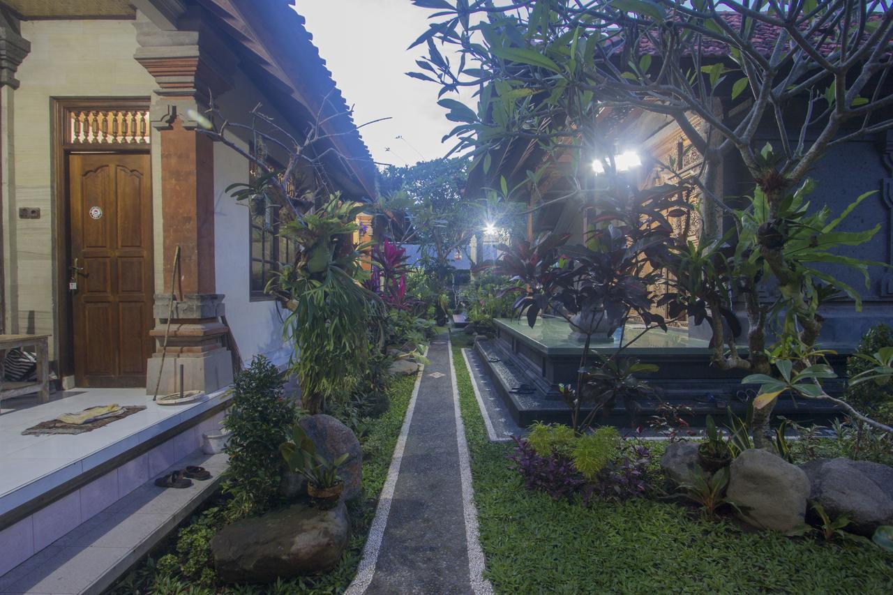 Nang Ade House Hotel Ubud Eksteriør billede