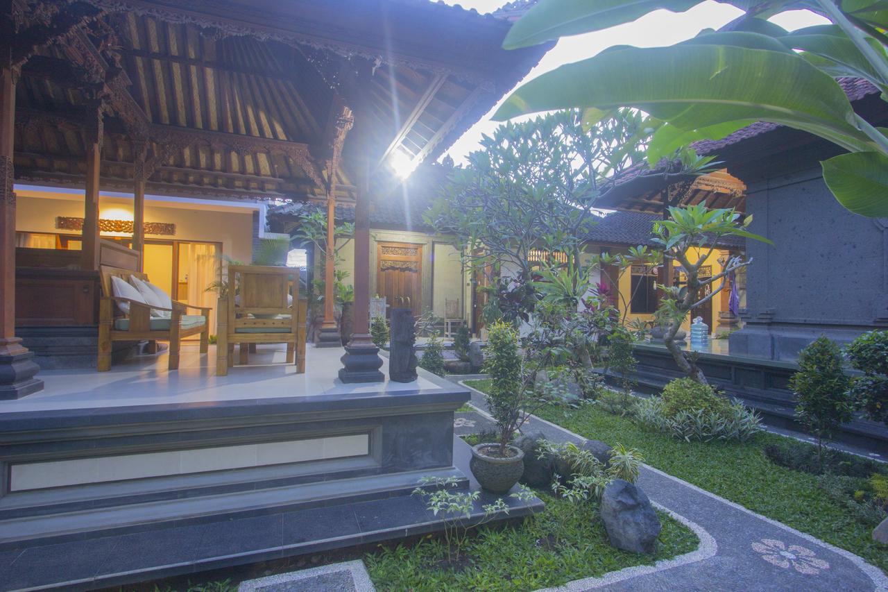 Nang Ade House Hotel Ubud Eksteriør billede